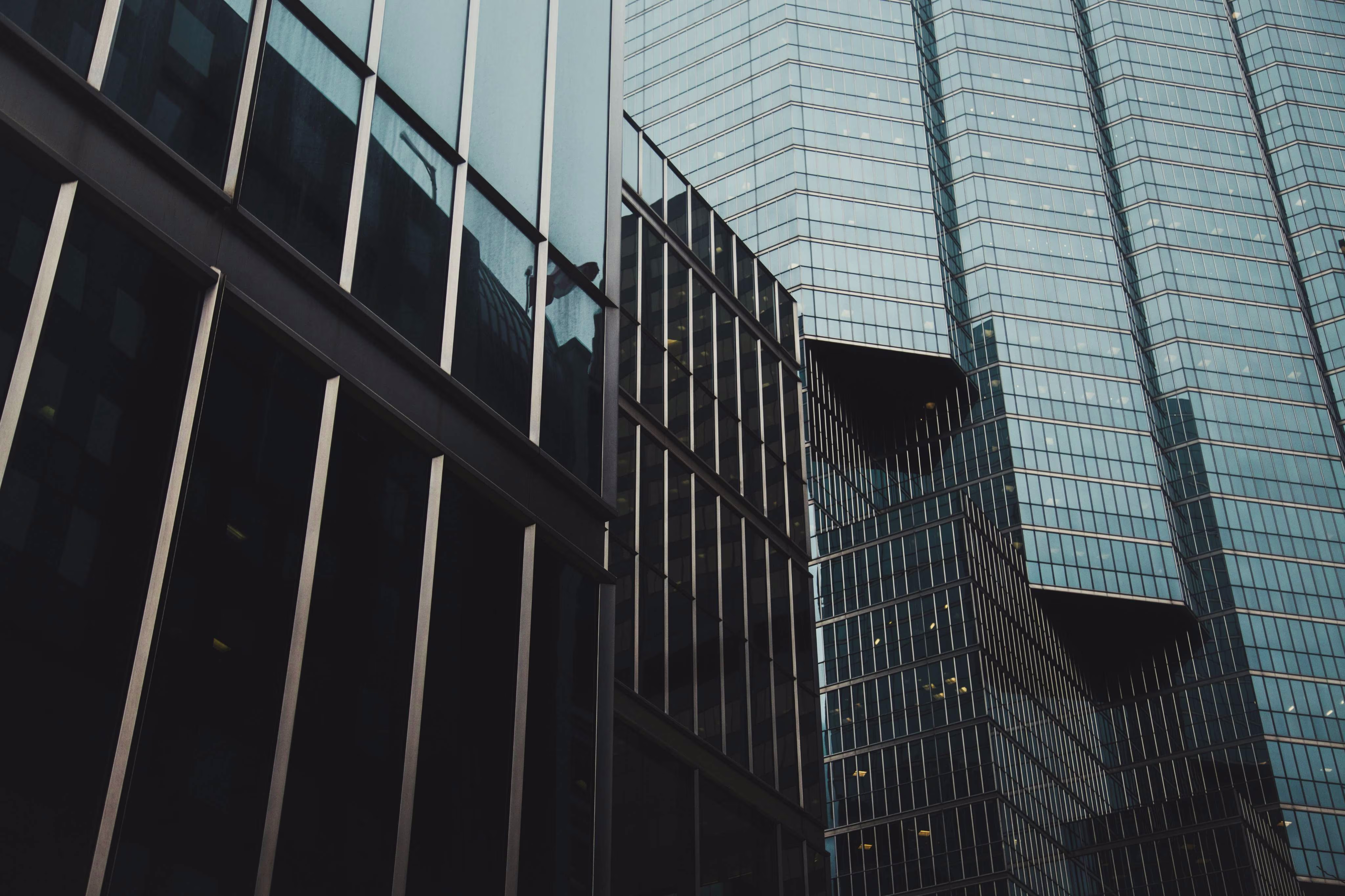 Sustainable glass solutions promoting eco-friendly practices